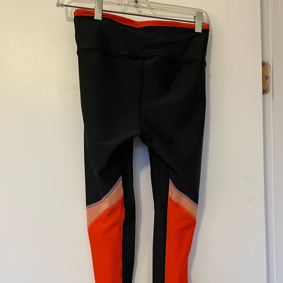 PE Nation Leggings NWT Size M (fits small) - Picture 3 of 5